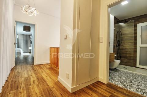 Luxuosa casa t5 nas quintinhas – o refúgio dos seus sonhos!