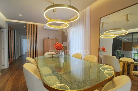 Luxuosa casa t5 nas quintinhas – o refúgio dos seus sonhos!