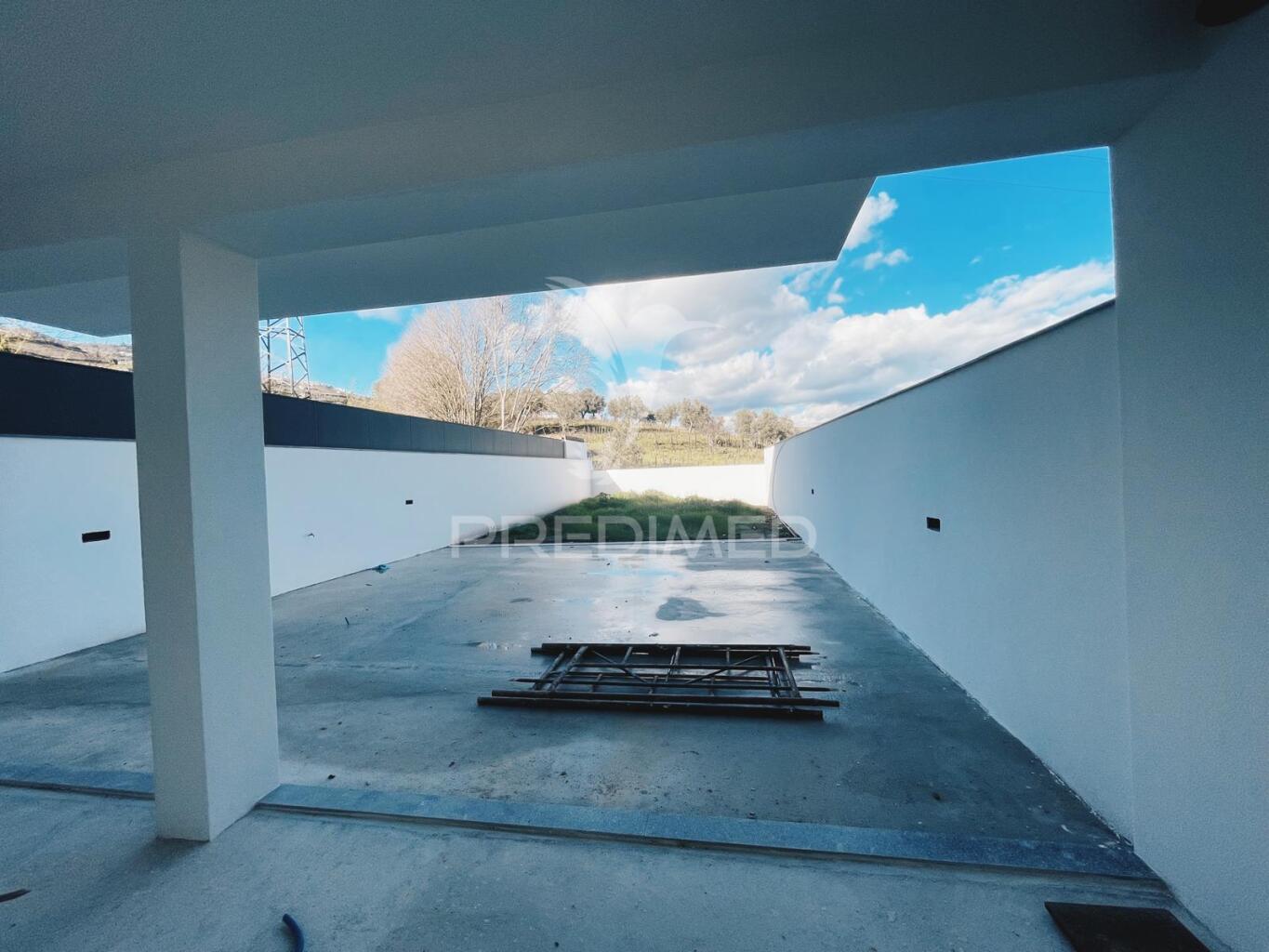 Moradia t4 em construção