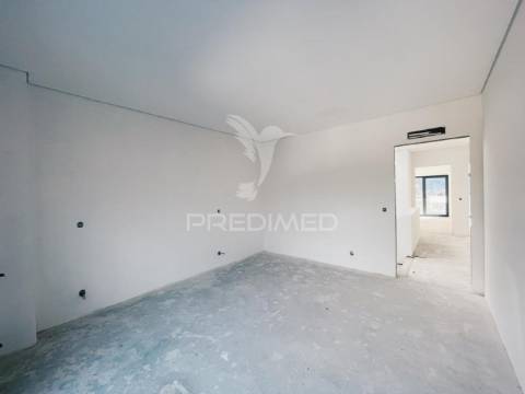 Moradia t4 em construção