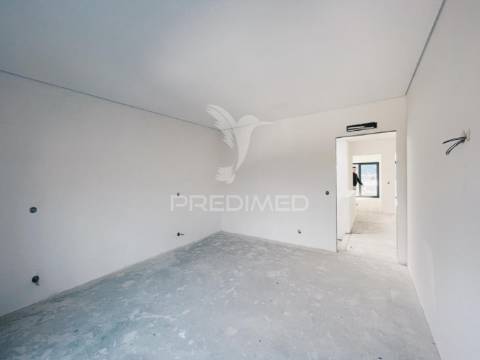 Moradia t4 em construção