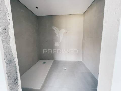 Moradia t4 em construção