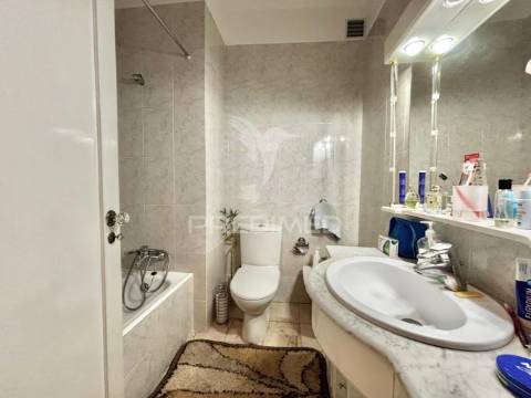 Apartamento t5 nas antas