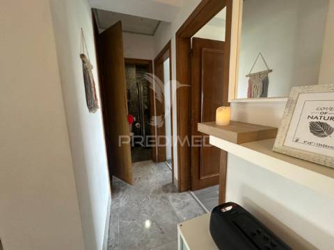 Apartamento t3 com arrecadação e garagem na  quinta do anjo
