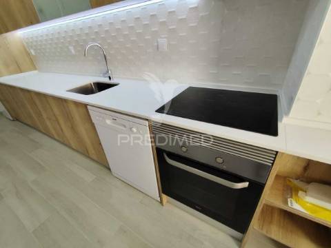 Apartamento t3 para arrendamento em lisboa