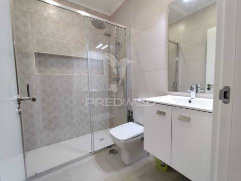 Apartamento t3 para arrendamento em lisboa