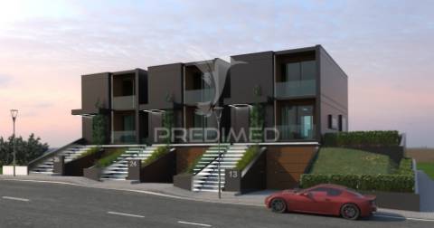 Moradia em gaveto , empreendimento em tebosa, braga