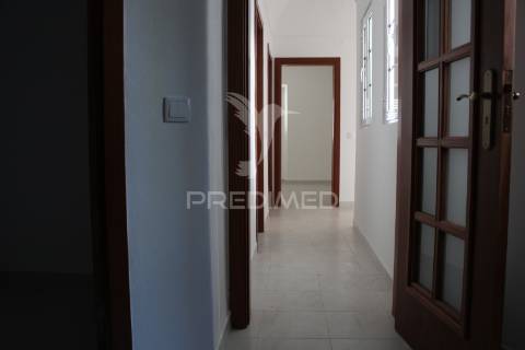 Moradia t2 em redondo