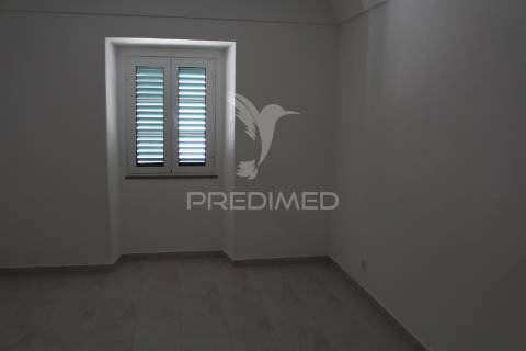Moradia t2 em redondo