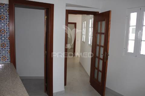 Moradia t2 em redondo