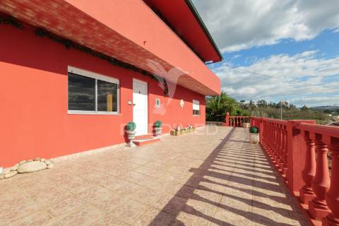 Moradia individual t3 em infias, vizela – conforto e privacidade