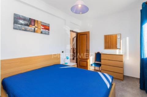 T5 villa com piscina em altura, 850 metros da praia