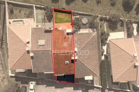 Moradia em banda - lage, vila verde