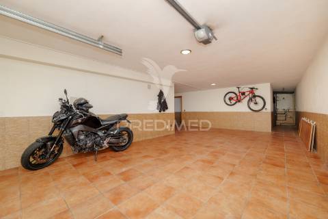 Moradia em banda - lage, vila verde