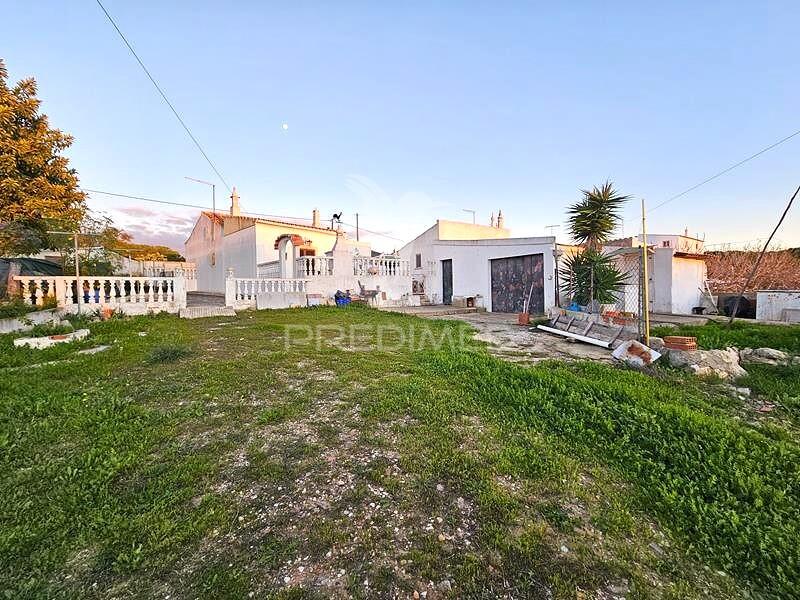 Casa perto da praia da benagil com 4.790 m2 de terreno