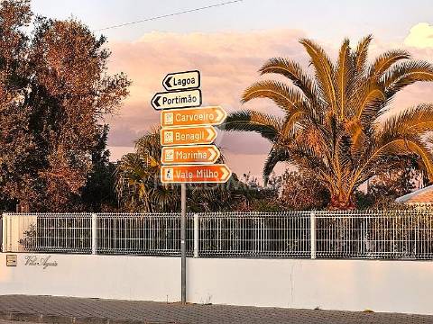 Casa perto da praia da benagil com 4.790 m2 de terreno