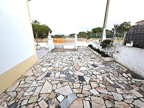 Casa perto da praia da benagil com 4.790 m2 de terreno