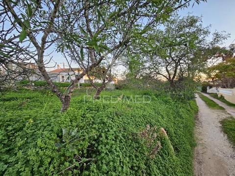Casa perto da praia da benagil com 4.790 m2 de terreno