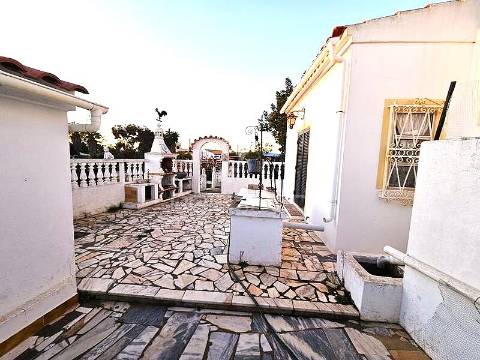 Casa perto da praia da benagil com 4.790 m2 de terreno