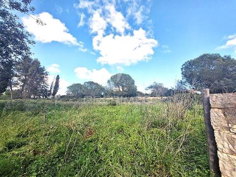 Excelente terreno urbano 1.628 m2 em condominio - portimão