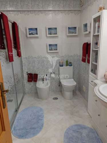 Apartamento t2 + 1