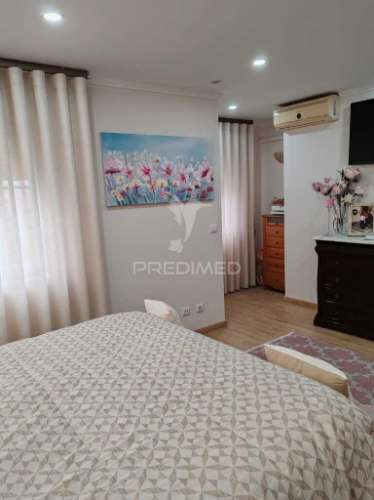Apartamento t2 + 1