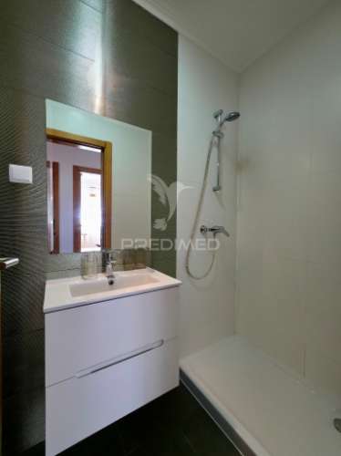 Apartamento t2 com garagem em salir do porto