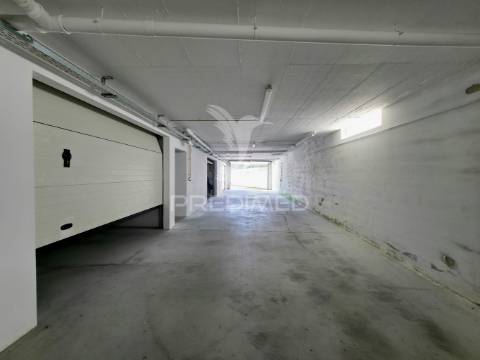 Apartamento t2 com garagem em salir do porto