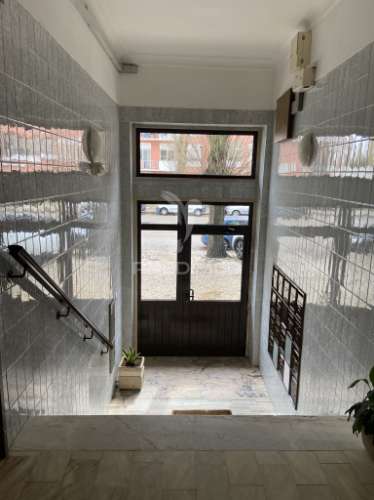 Apartamento t2 renovado em setúbal