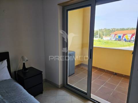 Apartamento t1 em alcantarilha para alugar ao ano