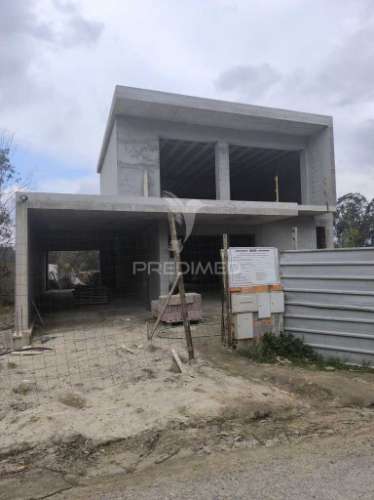 Encontre o seu espaço...fantástica moradia nova,