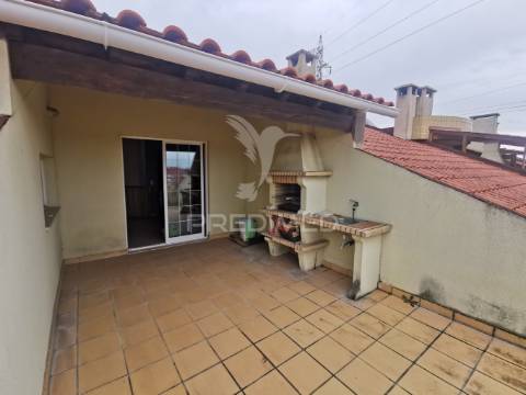 Apartamento t2+3