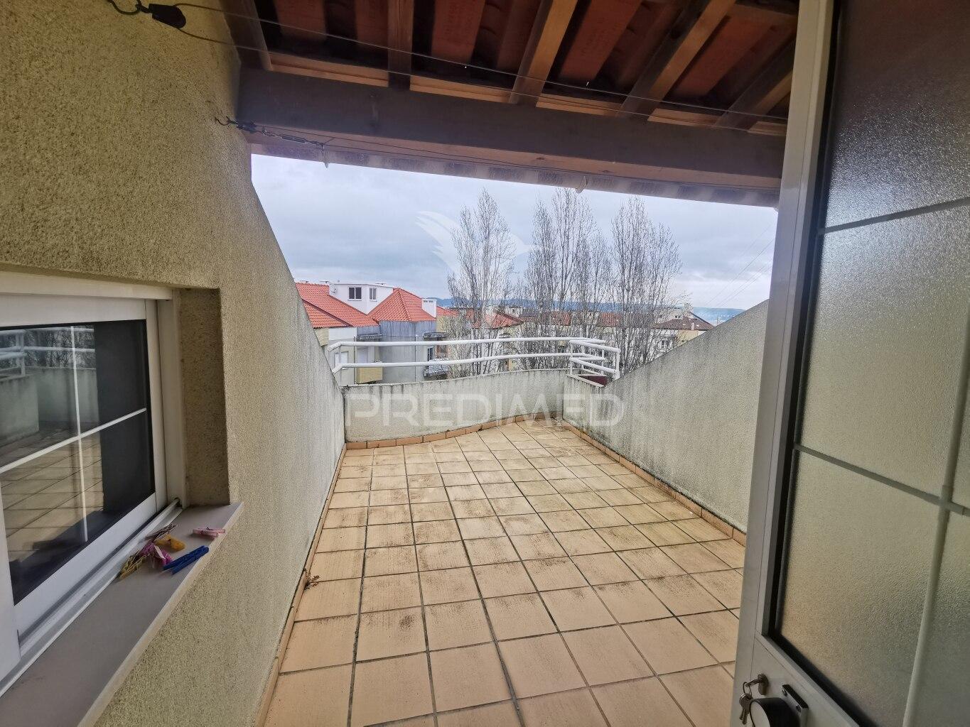 Apartamento t2+3