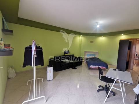 Apartamento t2+3