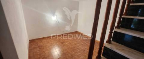 Prédio t2 nas carreiras