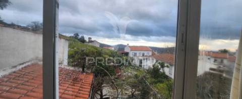 Prédio t2 nas carreiras