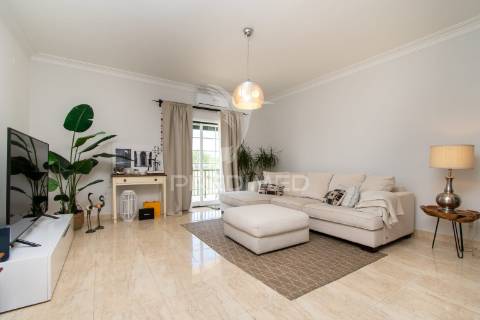 Apartamento t2+1 duplex em condomínio fechado