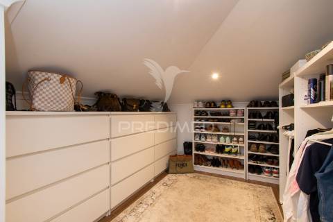Apartamento t2+1 duplex em condomínio fechado