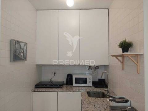 Lisboa -arroios - apartamento com 1 quarto/ one bedroom apartment