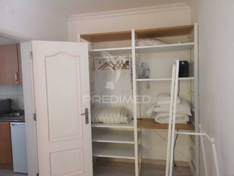 Lisboa -santa maria maior -apartamento  perto da estação de martim moniz