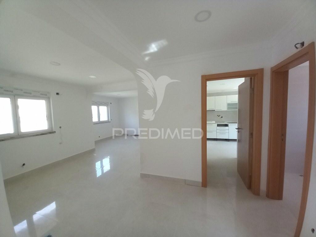 Moradia t3+2  remodelada