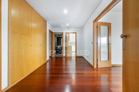 Apartamento t5 - porto