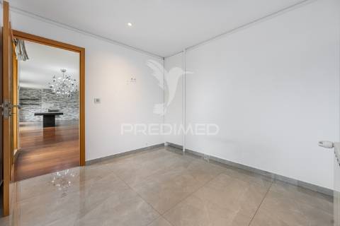 Apartamento t5 - porto
