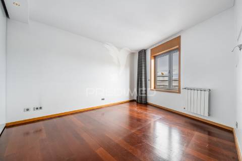 Apartamento t5 - porto