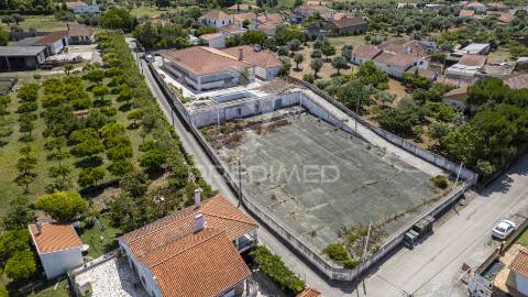 Moradia isolada t9 - torres novas