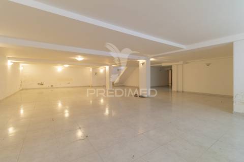 Moradia isolada t9 - torres novas
