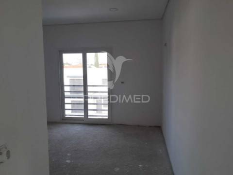 Moradia nova em maçã sesimbra