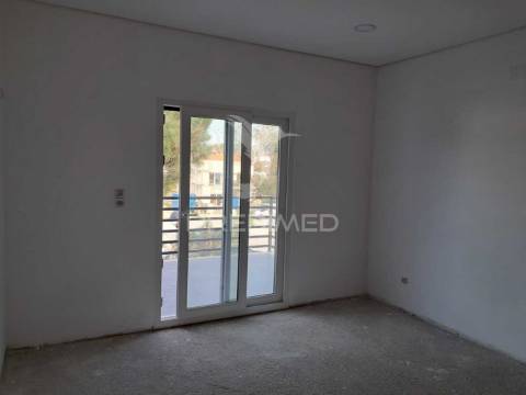 Moradia nova em maçã sesimbra