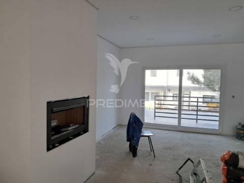 Moradia nova em maçã sesimbra