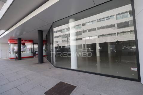 Loja no centro de barcelos